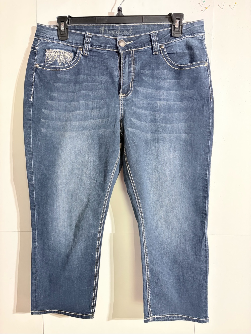 Women's Boot Cut Jeans in Medium Blue